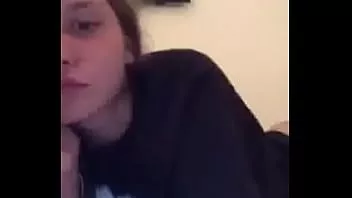 Odtwórz Niektóre rosyjskie dziewczyny trzęsą tyłkiem na ameporn