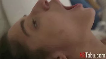 play Lesbian tidak bertele-tele - dana dearmond, bahaya abella