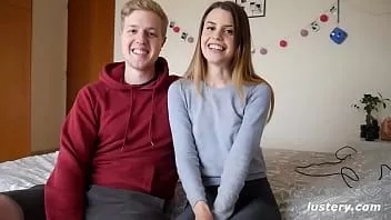 Abspielen Lustery Submission #570: jamie & nico - du hattest mich bei hallo