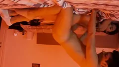 播放 与我女朋友最好的朋友进行硬肛交