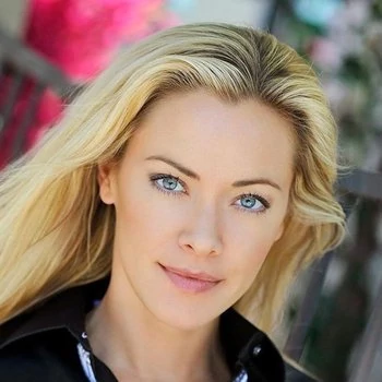 Actrita Kristanna Loken