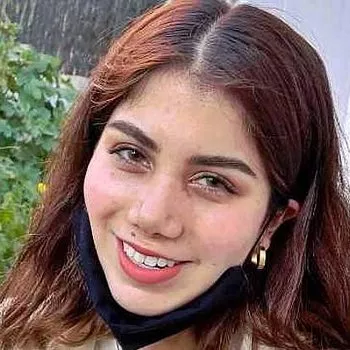 Gwiazda porno Marina Gold